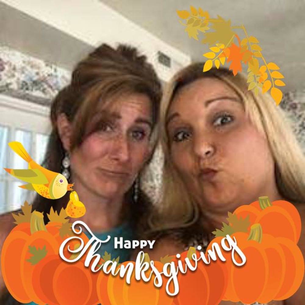 Meet your Posher, Dina